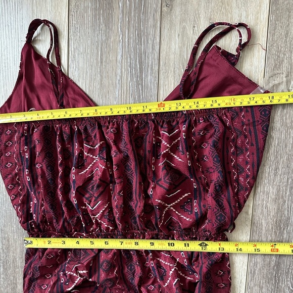 🛍️ Rue 21 maroon , blue, white wide leg jumpsuit. Never worn. Excellent /con. - Picture 3 of 8